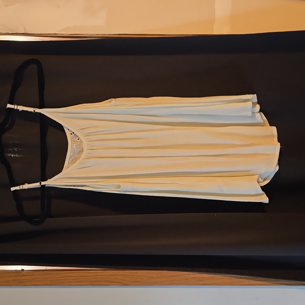 Off white spaghetti strap tank - Picture 2 of 4